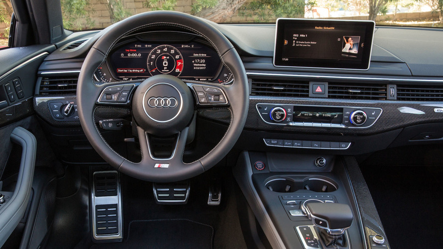 مقارنة بين جينيسيس G70 ومنافسيها الأوروبيين مقارنة بين جينيسيس G70 ومنافسيها الأوروبيين 11