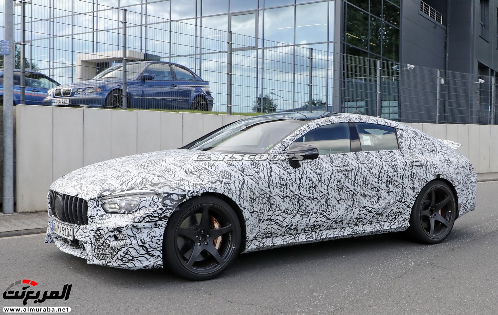 مرسيدس GT4 AMG تنكشف مقصورتها ومحركها أثناء اختبارها 10