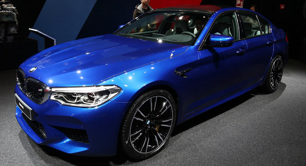 هل بي إم دبليو M5 الجديدة قادرة هزم مرسيدس E63 AMG؟