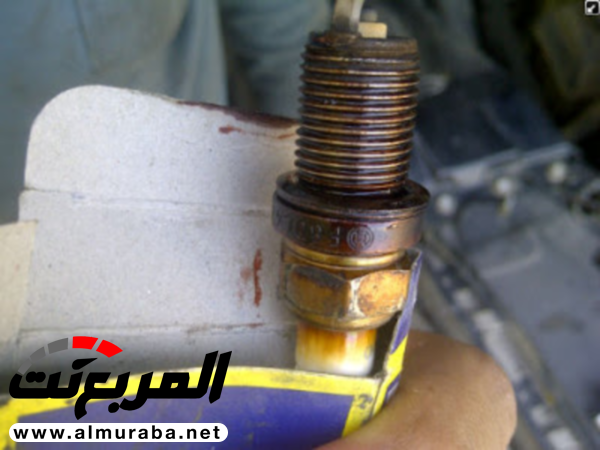 أهم الأسباب التي قد تؤدي إلى تسرب الزيت إلى بواجي السيارة أهم الأسباب التي قد تؤدي إلى تسرب الزيت إلى بواجي السيارة 1