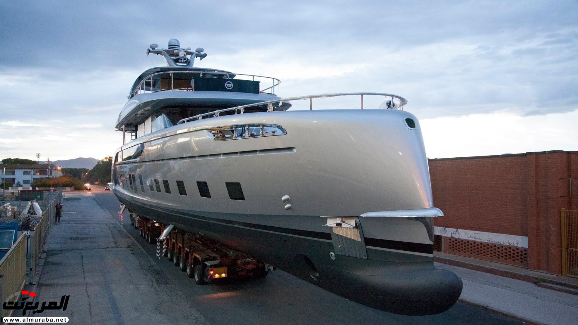 سوبريخت بورش الفاخر يصل أخيرًا بسعر 60 مليون ريال سوبريخت بورش الفاخر يصل أخيرًا بسعر 60 مليون ريال 11