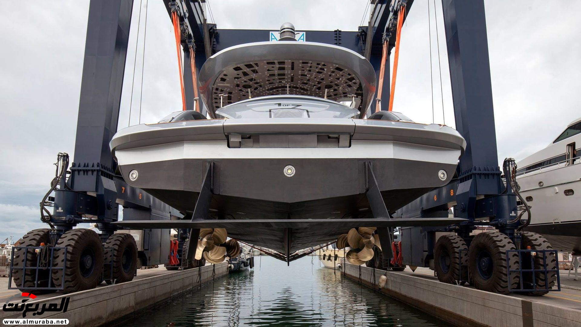 سوبريخت بورش الفاخر يصل أخيرًا بسعر 60 مليون ريال سوبريخت بورش الفاخر يصل أخيرًا بسعر 60 مليون ريال 12