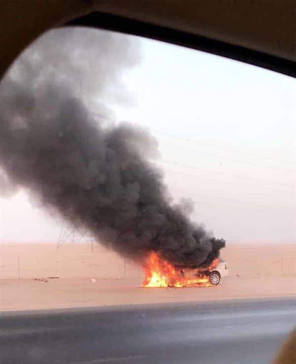 “بالفيديو” شاهد احتراق سيارة الحكم “فقيهي” أثناء سفره لتحكيم مباراة