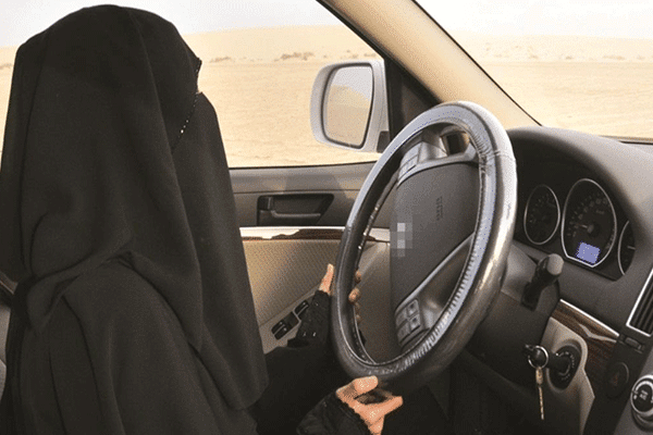 كشف حقيقة أولى ضحايا قيادة المرأة على طريق الأمير ماجد الجمعة الماضي