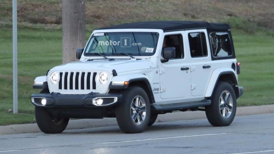 كافة نسخ جيب رانجلر 2018 تظهر بالواقع لأول مرة "40 صورة" كافة نسخ جيب رانجلر 2018 تظهر بالواقع لأول مرة "40 صورة" 3