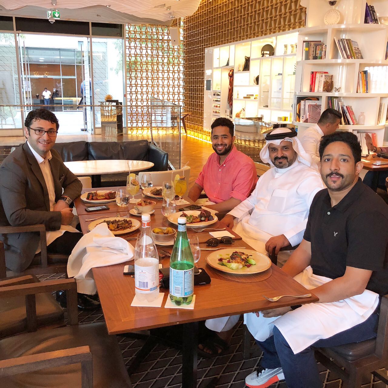 "بالصور" زيارتنا لإنترسكت باي لكزس في مدينة دبي وطرق الشركة للتميز بثقافتها اليابانية "بالصور" زيارتنا لإنترسكت باي لكزس في مدينة دبي وطرق الشركة للتميز بثقافتها اليابانية 2