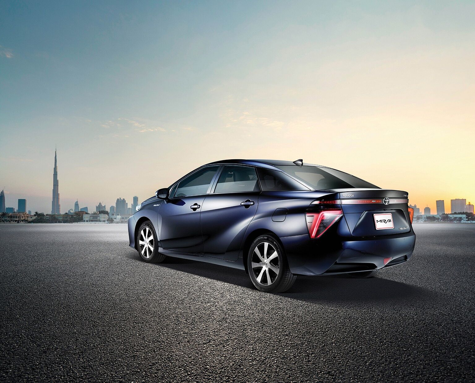 معرض دبي الدولي للسيارات 2017 الأكثر مراعاة للبيئة مع توجهات قوية نحو التنقل الكهربائي معرض دبي الدولي للسيارات 2017 الأكثر مراعاة للبيئة مع توجهات قوية نحو التنقل الكهربائي 3