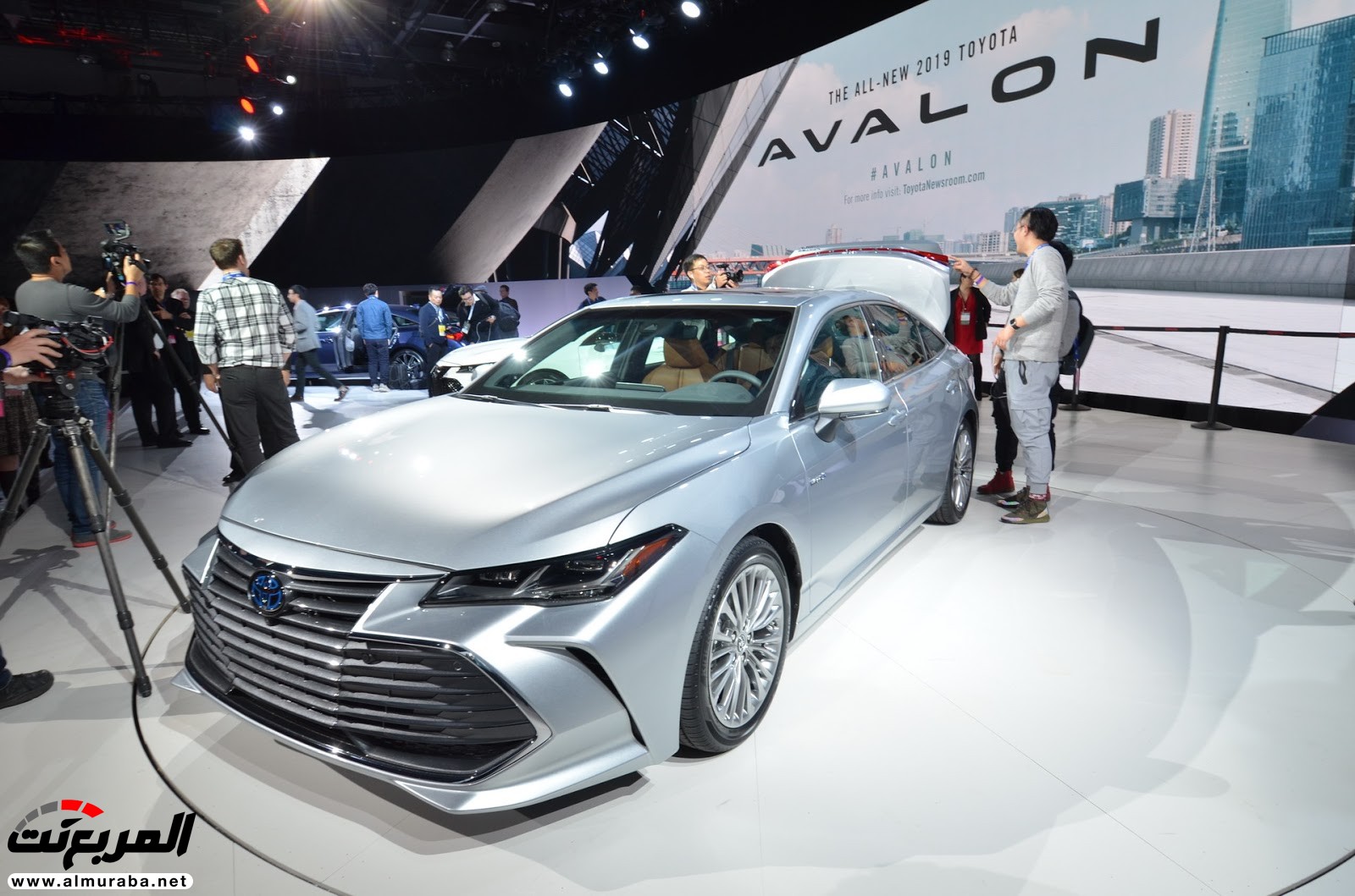 :   2019 Toyota Avalon - 