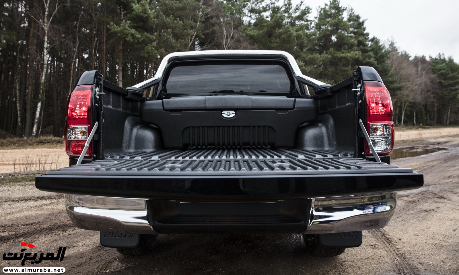 تويوتا هايلكس 2019 بإصدار جديد للاحتفال بمرور 50 عام على إطلاقها 8