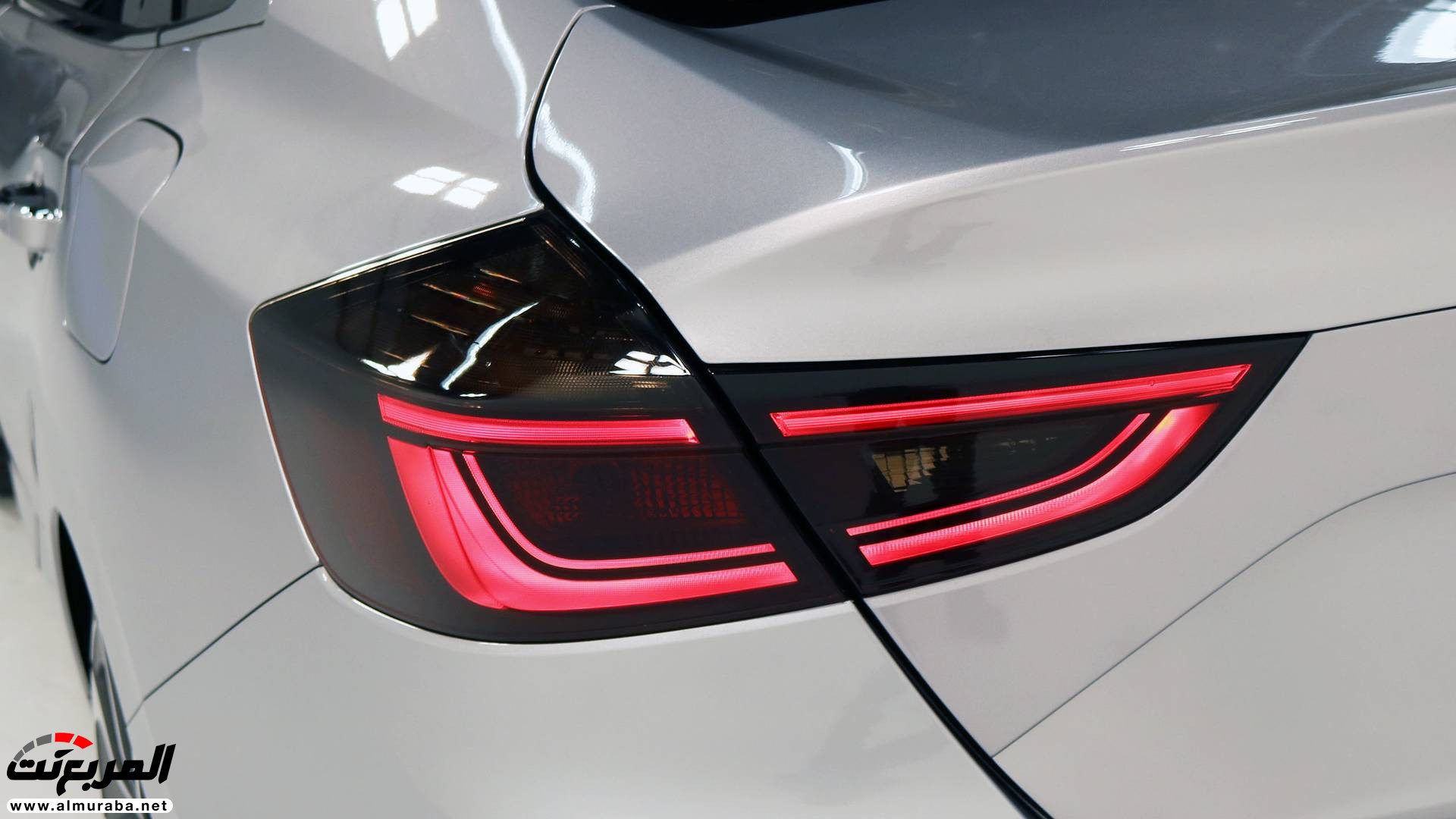 هوندا إنسايت 2019 النموذجية وصلت رسمياً بالشكل الجديد هوندا إنسايت 2019 النموذجية وصلت رسمياً بالشكل الجديد 23