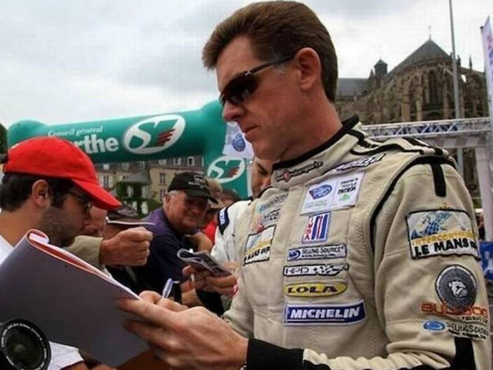 الحكم على متسابق سابق بالسجن 17 عاما لعمليات احتيال بقيمة 13 مليار ريال