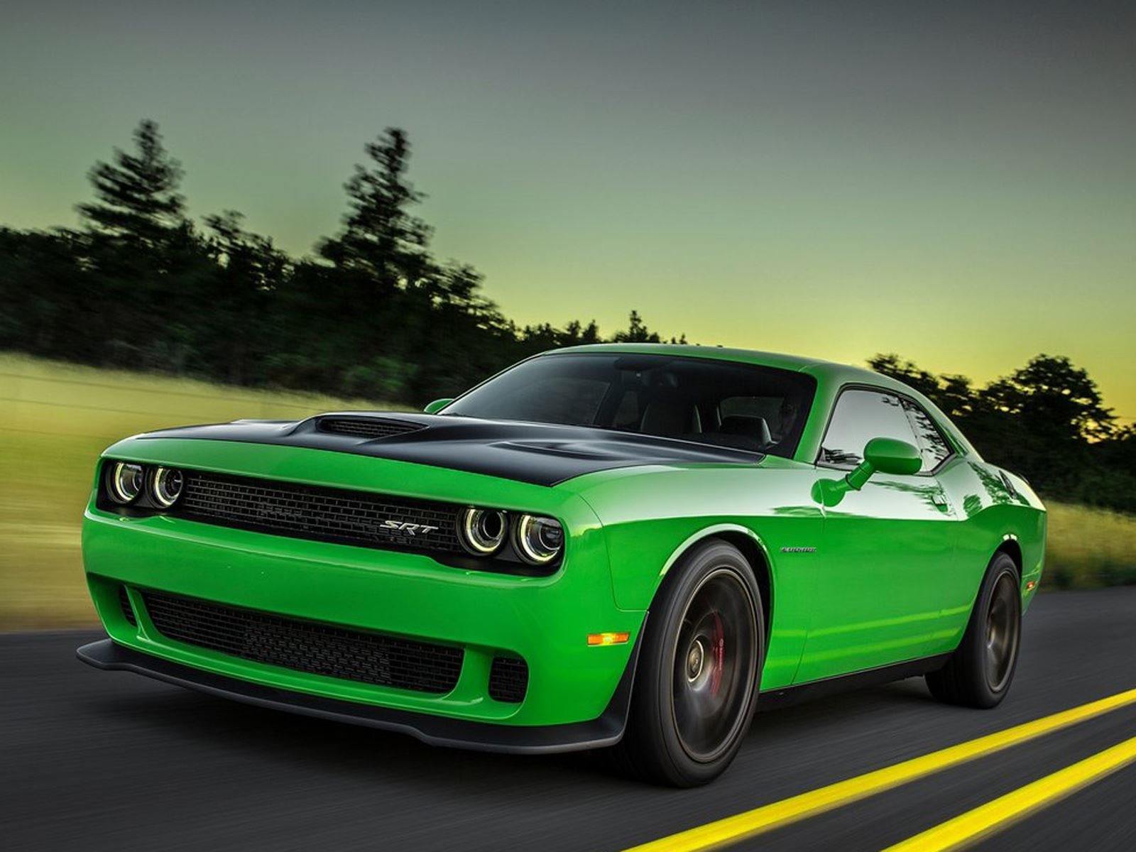 دودج تشالنجر 2019 قادمة مع تحديثات عدوانية وقوة 725 حصان