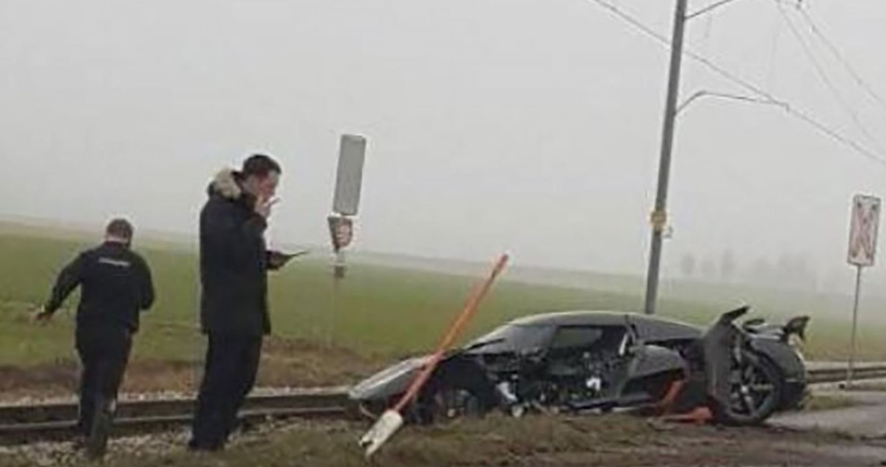 كوينيجسيج أجيرا RS الأسرع بالعالم تتحطم في حادث بسويسرا