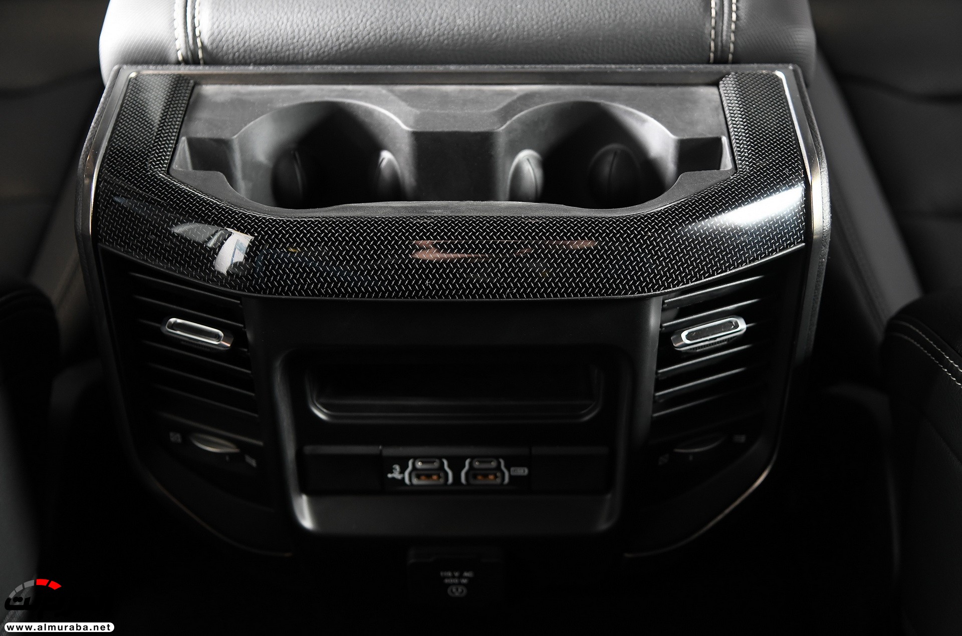 رام 1500 سبورت 2019 تكشف نفسها بشكل جريء 30