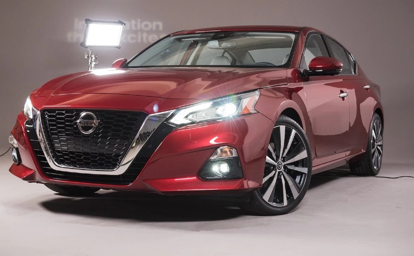 تعرف على أهم الاختلافات بين ناقل الحركة الأوتوماتيكي والمتغير باستمرار CVT