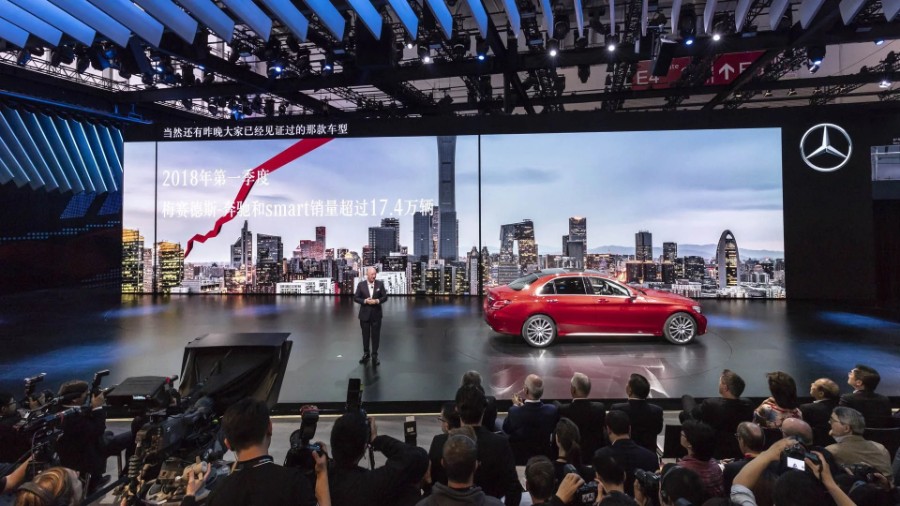 مرسيدس C-Class L 2019 طويلة القاعدة تدشن في بكين 4