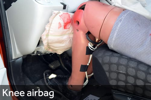 كم وسادة هوائية تحتاجها بالسيارة لحمايتك في الحوادث؟ 2