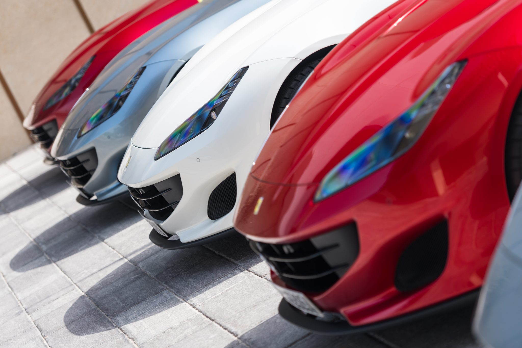 تجربة قيادة فيراري بورتوفينو 2018 الجديدة بديلة كالفورنيا تي + المواصفات والأسعار تجربة قيادة فيراري بورتوفينو 2018 الجديدة بديلة كالفورنيا تي + المواصفات والأسعار 4