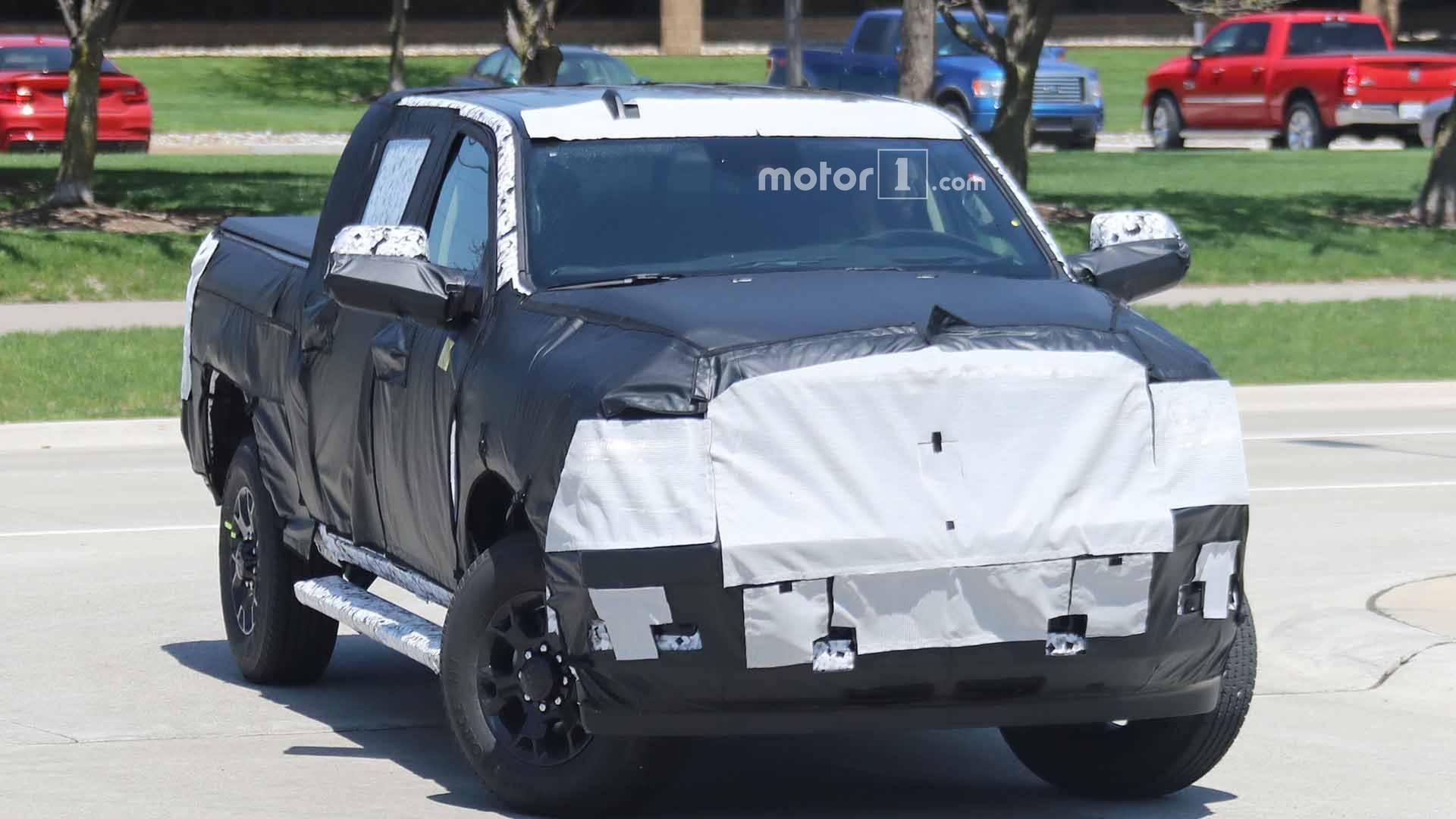 رام 2500 الجيل القادم 2019 تظهر أثناء اختبارها في صور تجسسية