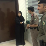 قصة أحلام الثنيان أول سعودية تحصل على رخصة قيادة نسائية سعودية قصة أحلام الثنيان أول سعودية تحصل على رخصة قيادة نسائية سعودية 1