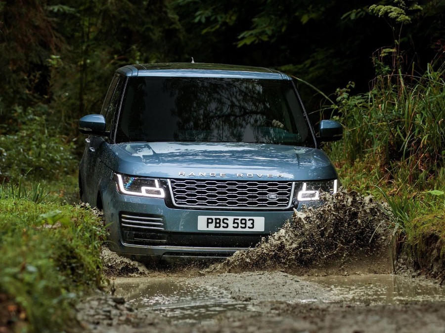 جاكوار لاند روفر تقاضي بنتلي وتتهمها بسرقة نظامها للطرق الوعرة 6