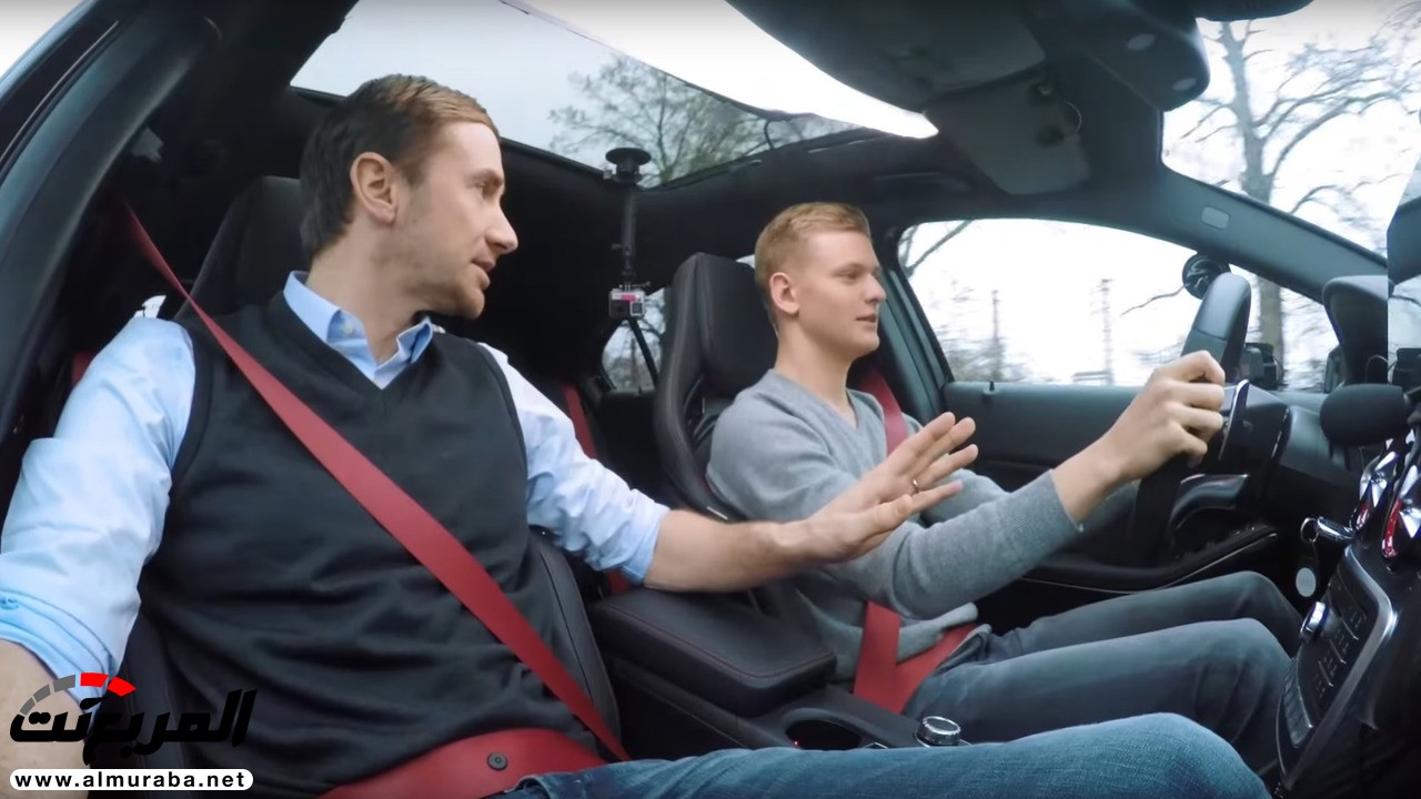 9 خطوات تصبح بها بارعا في قيادة السيارة الأوتوماتيكية