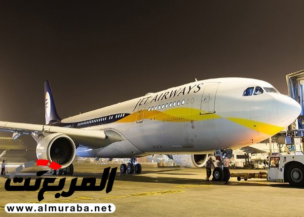 إيقاف رخصة قائدي الطائرة الهندية المحترقة بمطار الرياض إيقاف رخصة قائدي الطائرة الهندية المحترقة بمطار الرياض 1