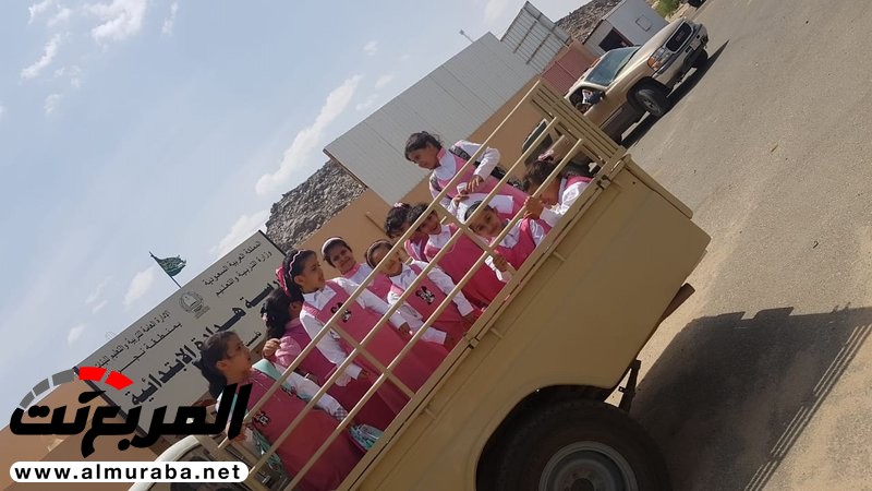 "صورة" نقل طالبات بصندوق سيارة في نجران دون أي وسيلة أمان "صورة" نقل طالبات بصندوق سيارة في نجران دون أي وسيلة أمان 1