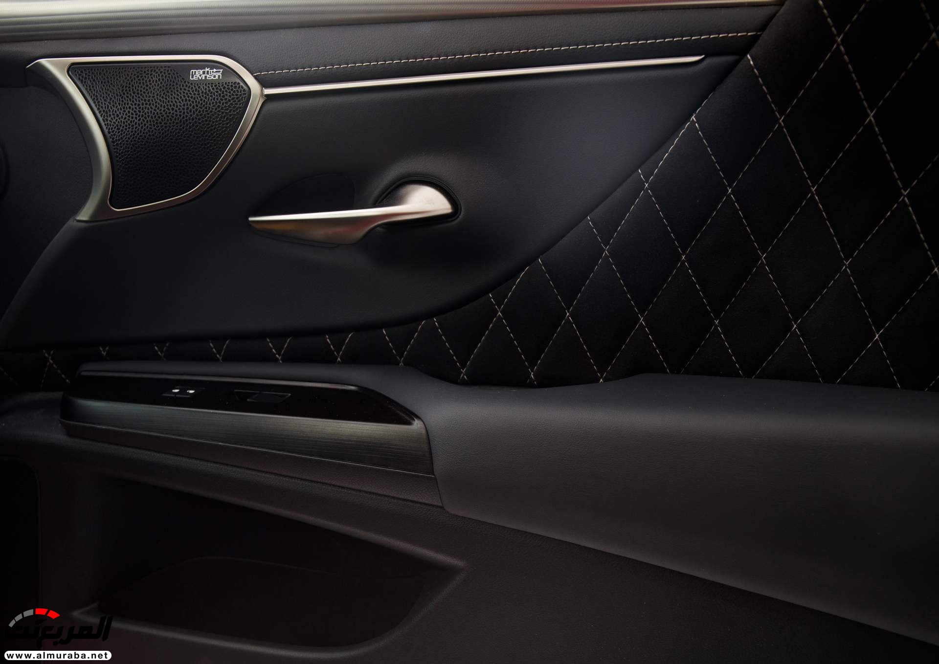 لكزس LS وES وRC يحصلون على نسخ رياضية خاصة 40