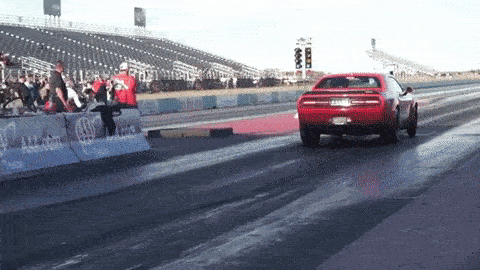 "بالفيديو" سباق تسارع بين دودج الشيطان ودراجة سوزوكي النارية "بالفيديو" سباق تسارع بين دودج الشيطان ودراجة سوزوكي النارية 13