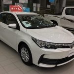تويوتا كورولا 2018 وأهم التقنيات والمواصفات والأسعار لدى عبداللطيف جميل Toyota Corolla 1