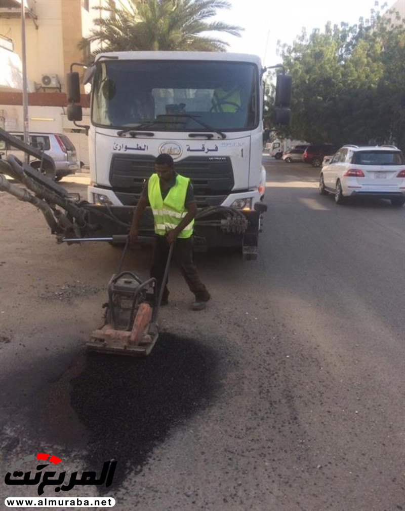 "تفاصيل" حملة تفتيشية تغلق 18 محطة وقود بجدة 2