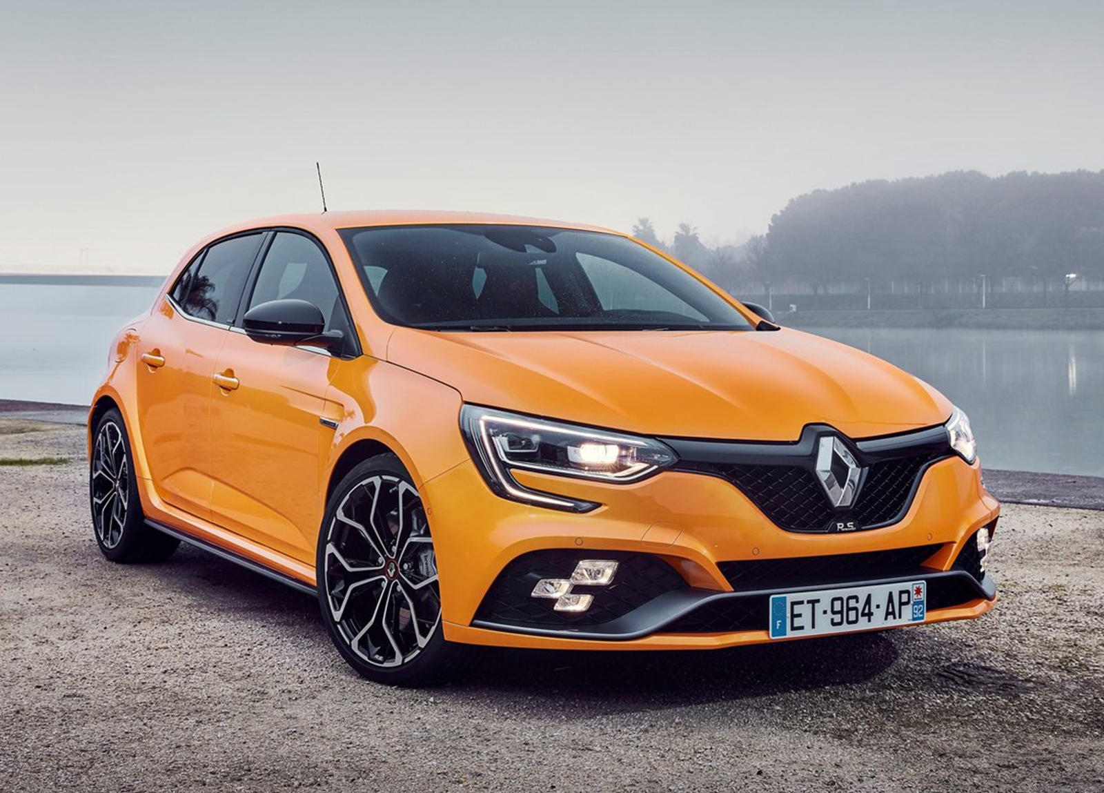 نيسان قد تندمج في شركة موحّدة مع جيب ودودج! 12