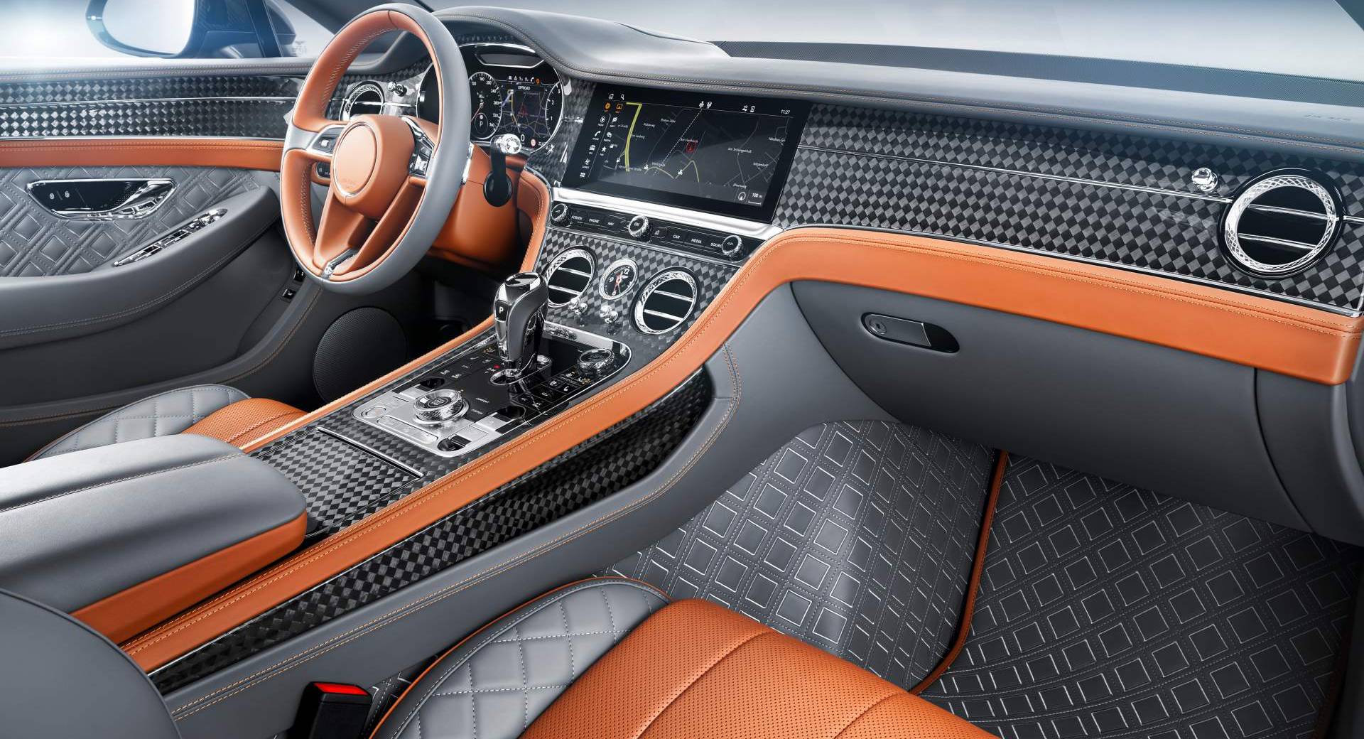 بنتلي كونتيننتال GT معدلة بفخامة لا تضاهى