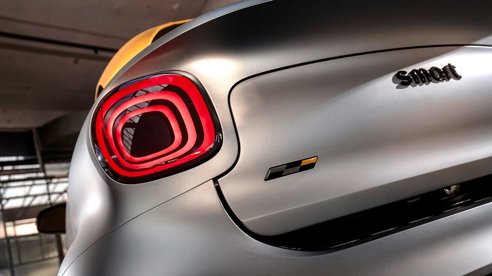 خسائر سيارات سمارت بمليارات الدولارات.. هل ستوقفها مرسيدس؟