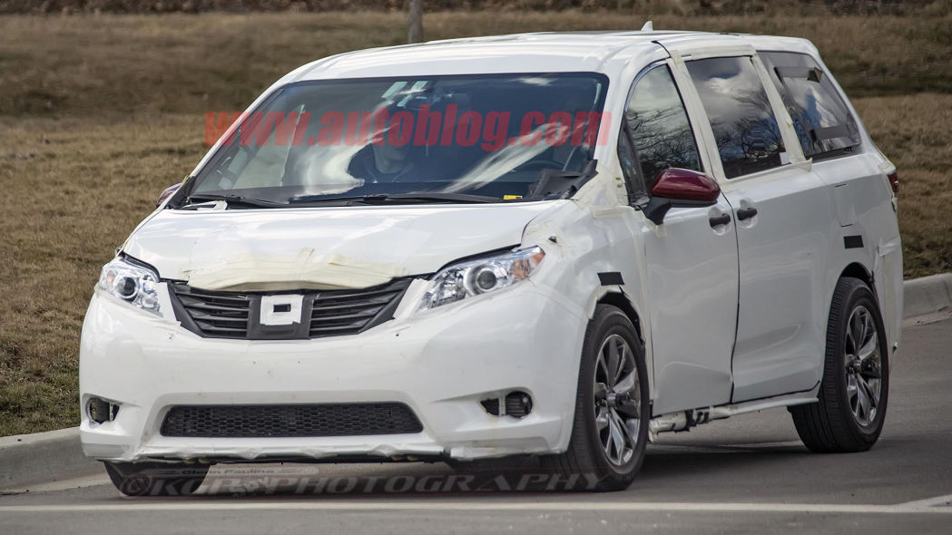 تويوتا سيينا 2021 الجديدة كلياً تظهر أثناء اختبارها