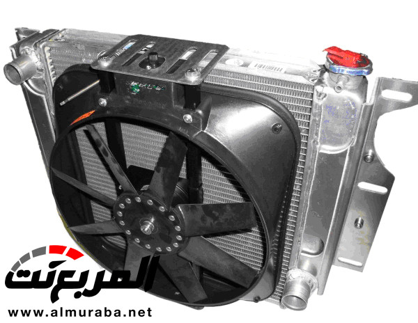 كيفية تبريد محرك السيارة عند ارتفاع حرارته كيفية تبريد محرك السيارة عند ارتفاع حرارته 5