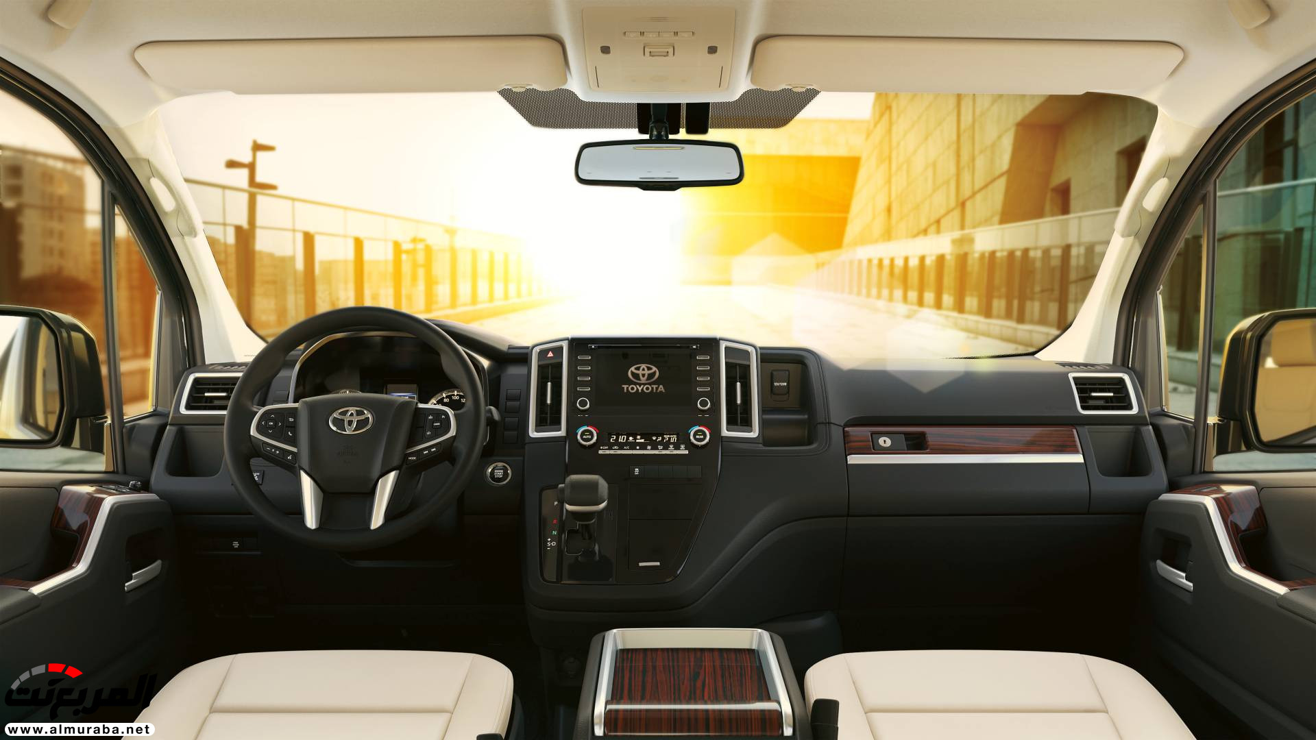 تويوتا جرانفيا هي ميني فان فخمة تستند على هايس 6