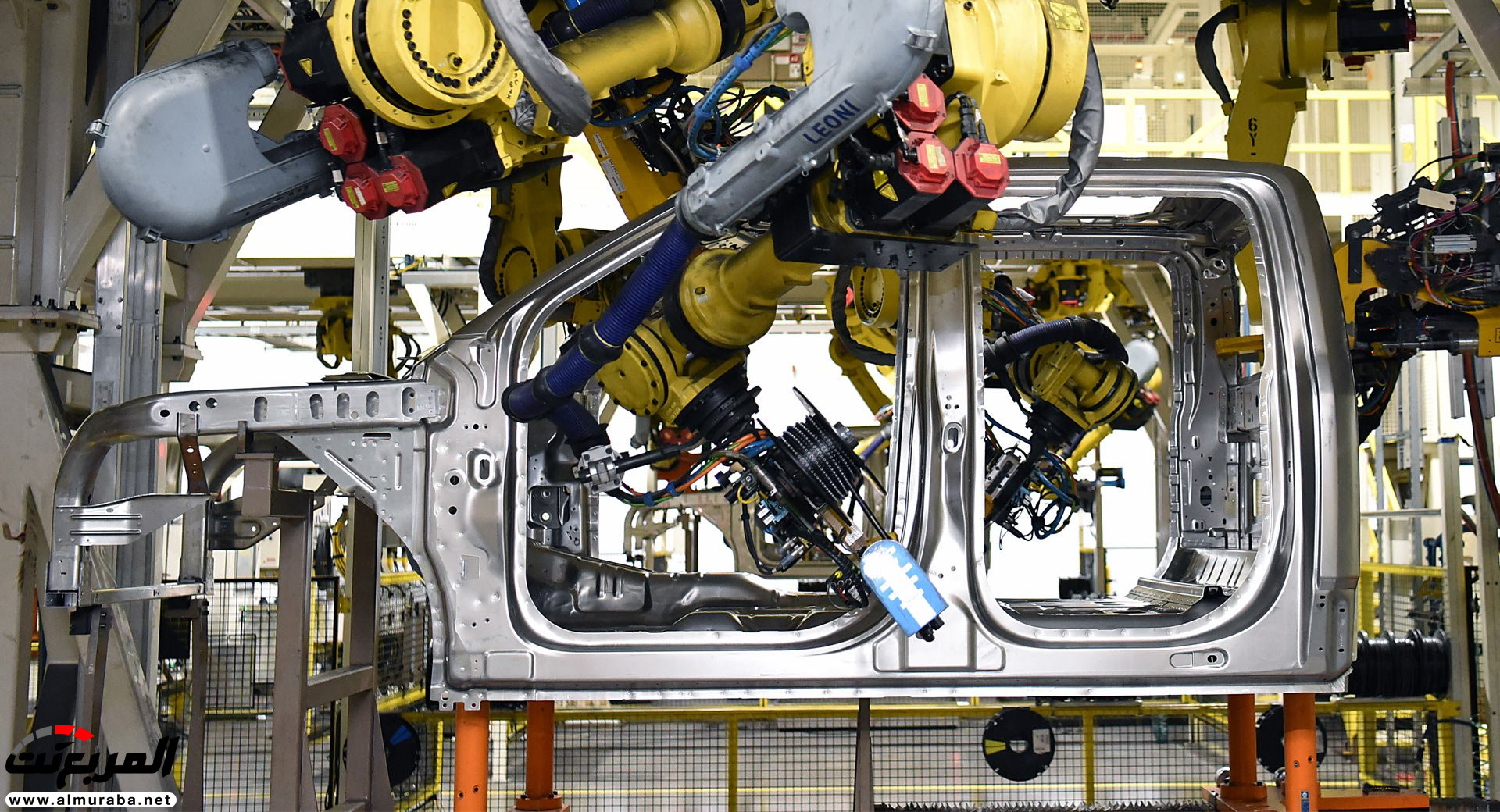 خطة شركات صناعة الحديد لاستبدال الالومنيوم والياف الكربون بهياكل السيارات 2