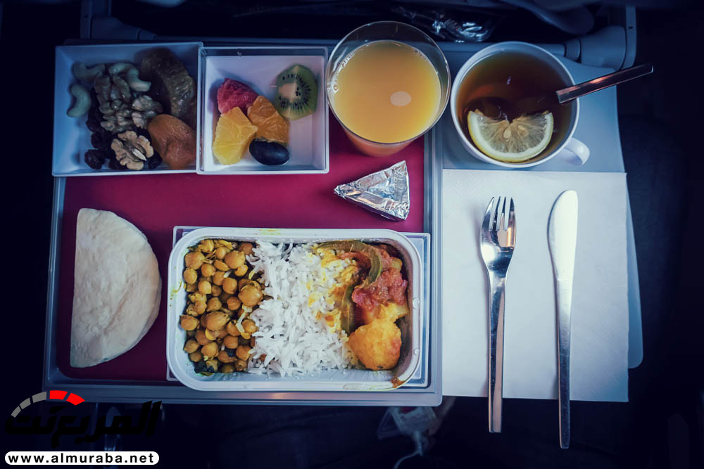 الطيار لا يتناول نفس طعام مساعده.. لماذا؟ الطيار لا يتناول نفس طعام مساعده.. لماذا؟ 4