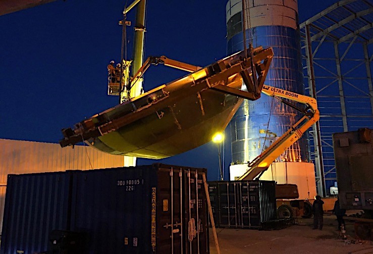 "بالصور" سفينة فضاء ايلون ماسك تستعد لأول اختبارات تحليق رسمية 11