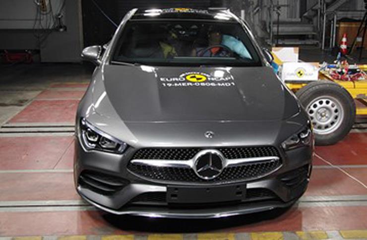 "بالفيديو" مرسيدس CLA 2019 تحصل على أعلى تقييمات السلامة 4