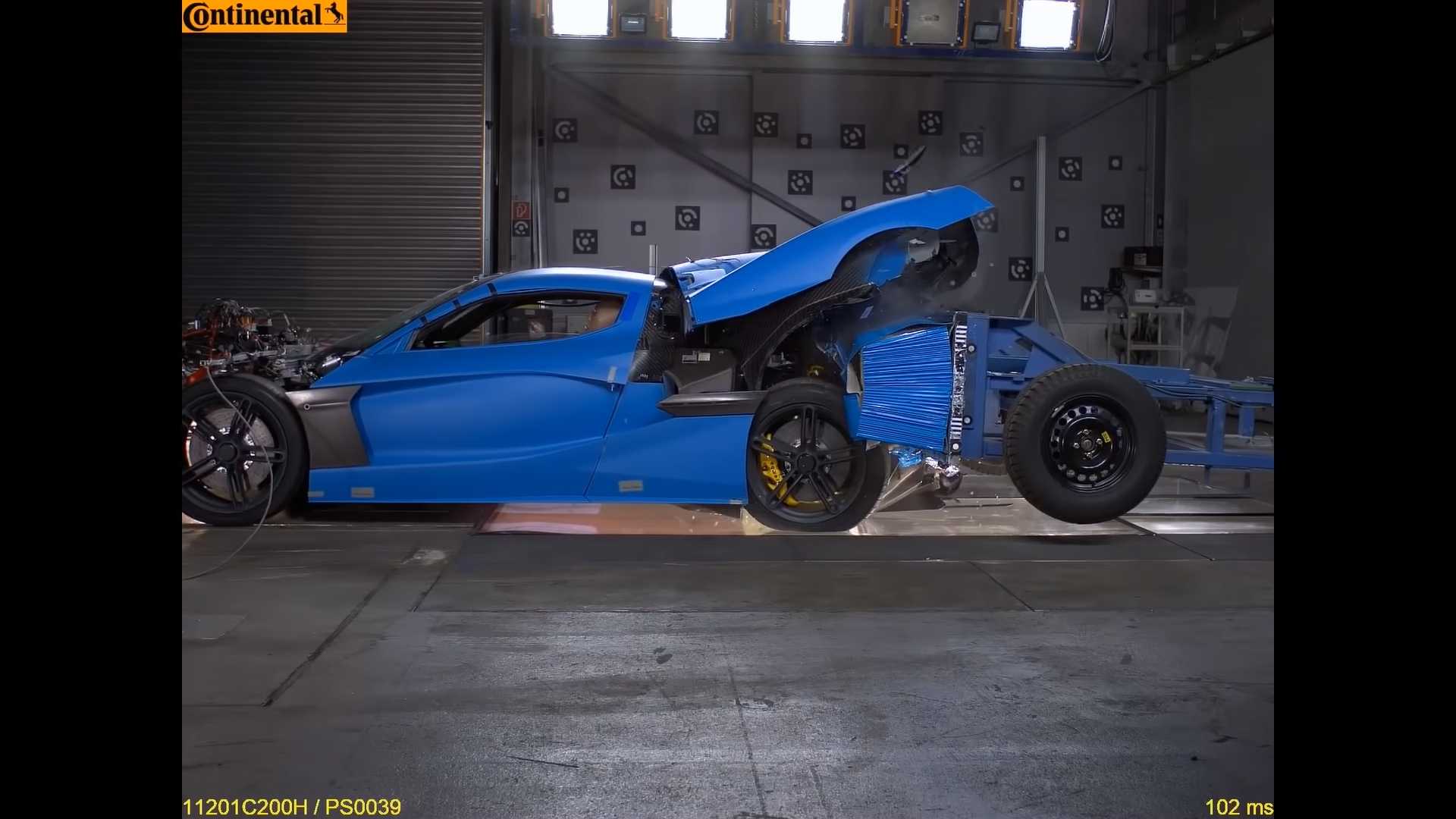 “بالفيديو” اختبار تصادم ريماك سي تي بقيمة 7.9 مليون ريال!