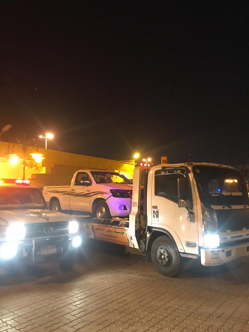 التهور والسرعة الزائدة.. تسببت في القبض على صاحب فيديو التسابق المتداول بالمملكة