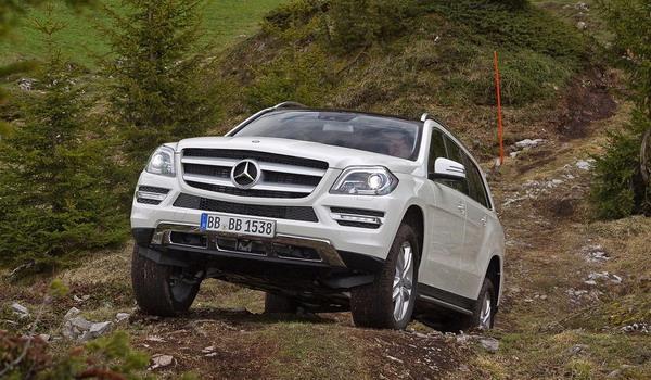 إيقاف السيارة على الوضع "P" هل يمنع تدحرجها؟ إيقاف السيارة على الوضع "P" هل يمنع تدحرجها؟ 3