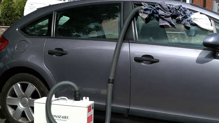 سر انتشار الروائح الكريهة في الشتاء بسيارتك وكيفية إزالتها سر انتشار الروائح الكريهة في الشتاء بسيارتك وكيفية إزالتها 5