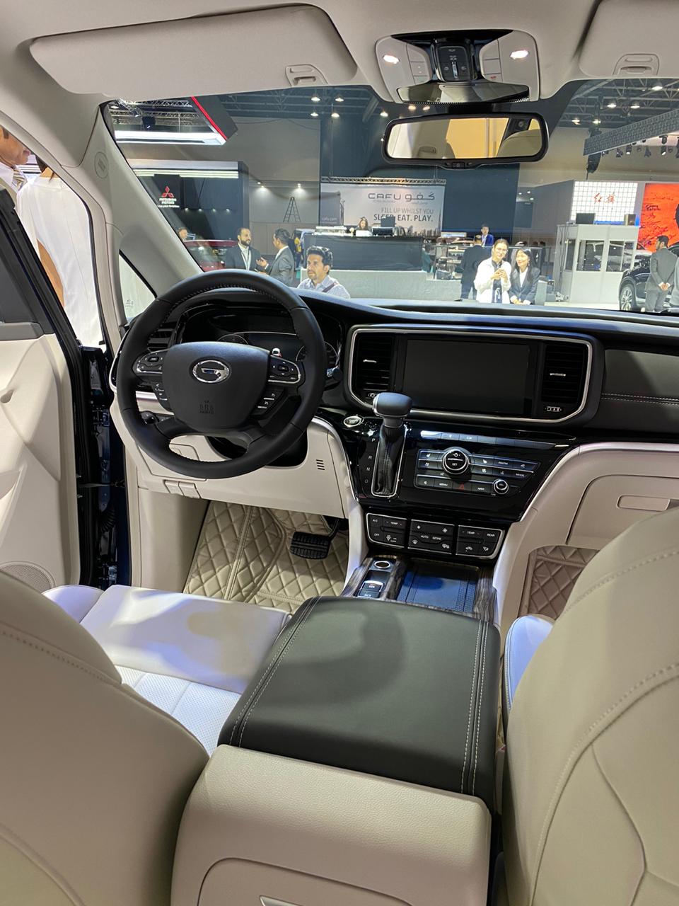 تجربة قيادة أفخم فان صيني من جي ايه سي الجميح GN8 + المواصفات والأسعار 5