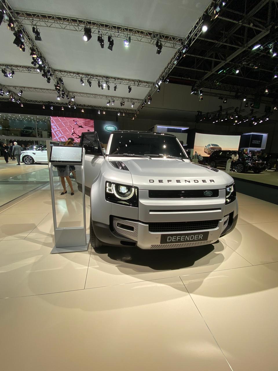 لاندروفر ديفندر ورنج روفر ايفوك وفيلار وجاكوار I-Pace موديلات 2020 تتألق في معرض دبي 4