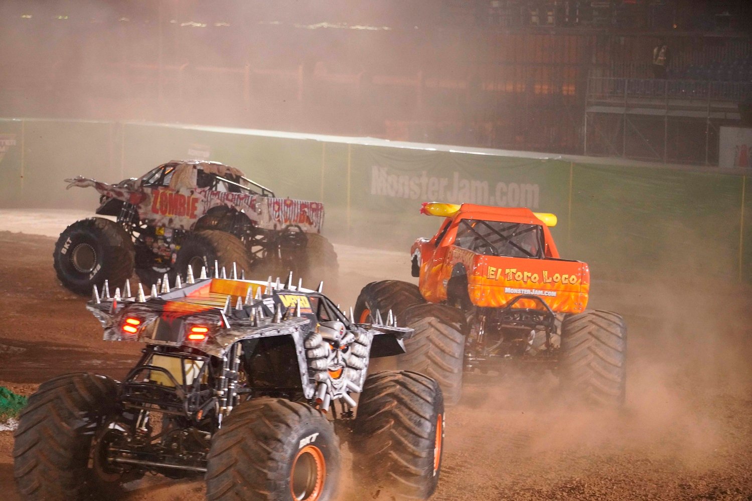 “بالصور” نظرة على فعالية مونستر جام في معرض الرياض للسيارات 2019