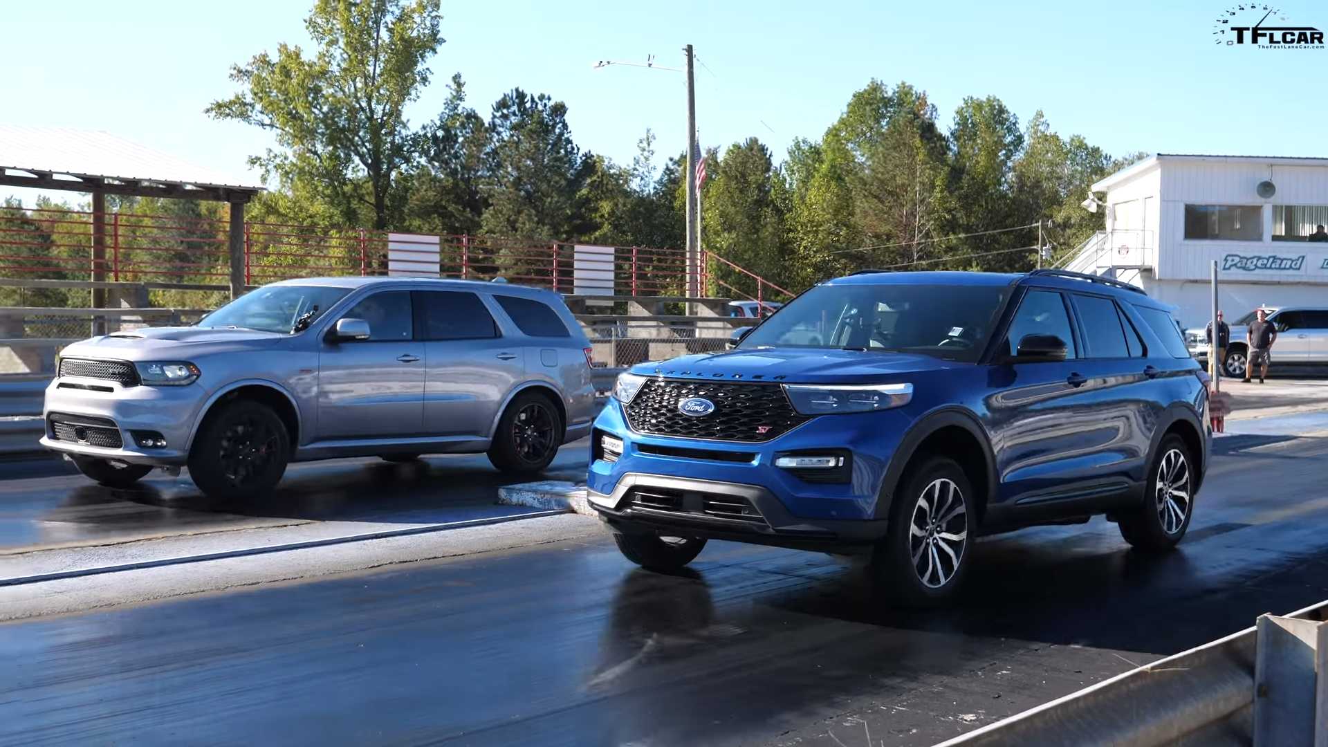 “بالفيديو” دودج دورانجو SRT تنافس فورد اكسبلورر ST في سباق تسارع